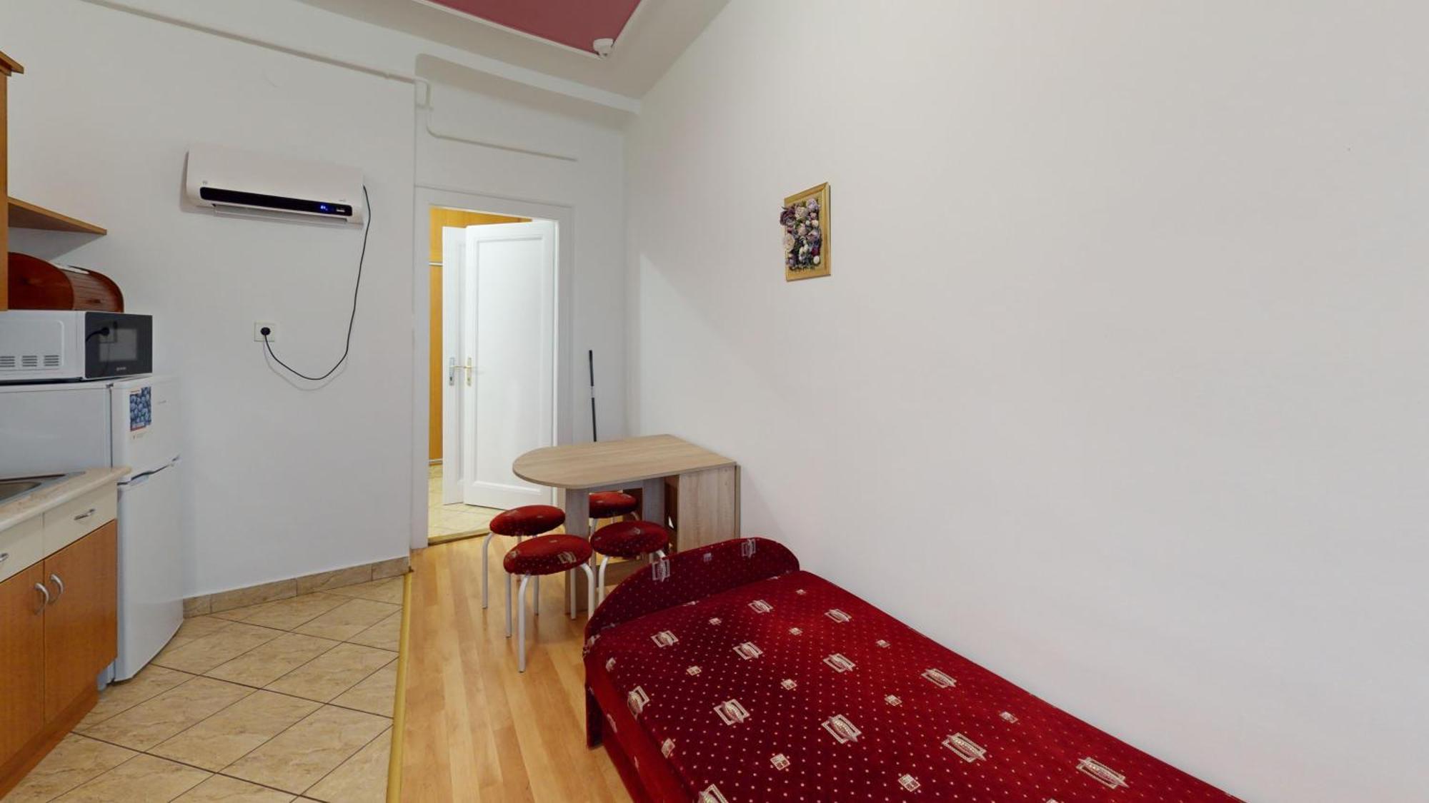 Herczeg Apartment Miskolc Exterior foto